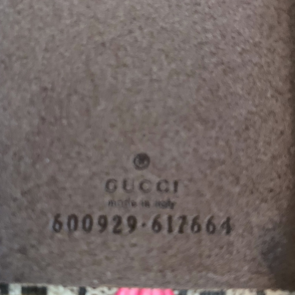 🌺🌼💯% Authentic Gucci IPhone XS Max Case🌼🌸 - Picture 2 of 7